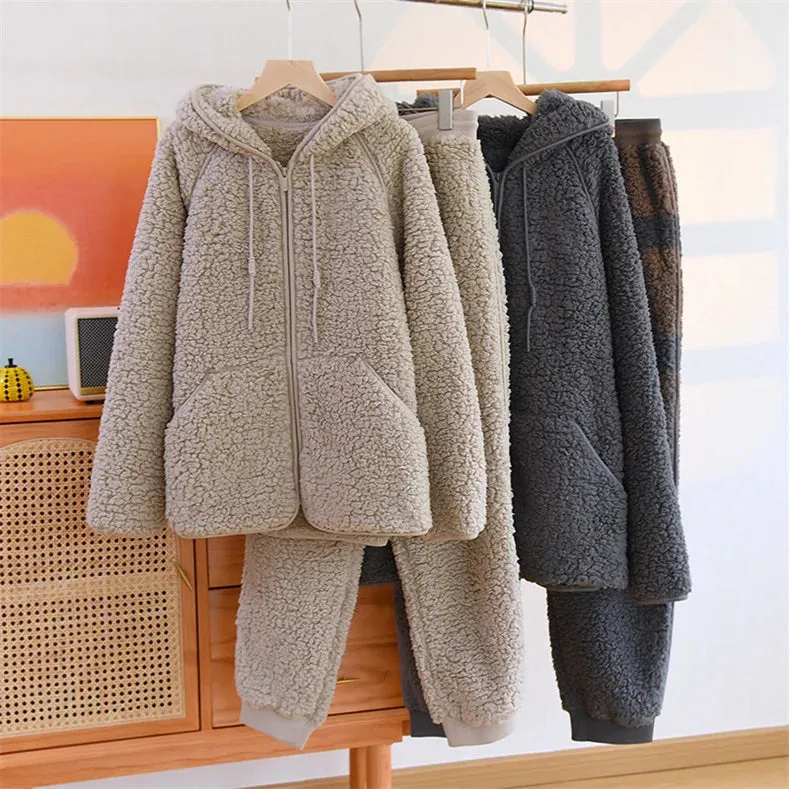 Autumn/Winter New Women’s Warm Soft Coral Fleece Pajamas – 2-Piece Home Suit, Casual Hooded Nightwear for Couples