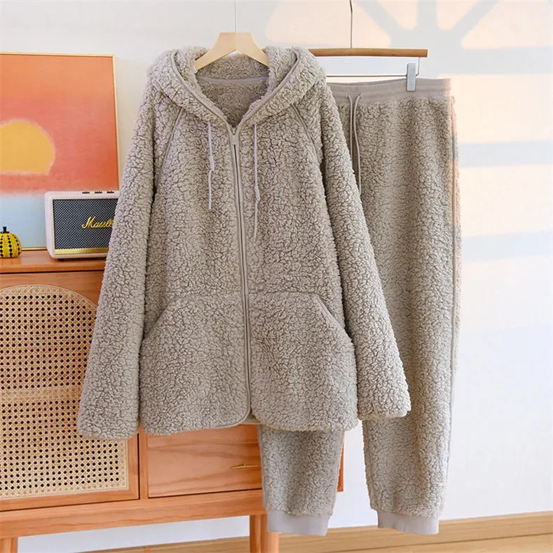 Autumn/Winter New Women’s Warm Soft Coral Fleece Pajamas – 2-Piece Home Suit, Casual Hooded Nightwear for Couples