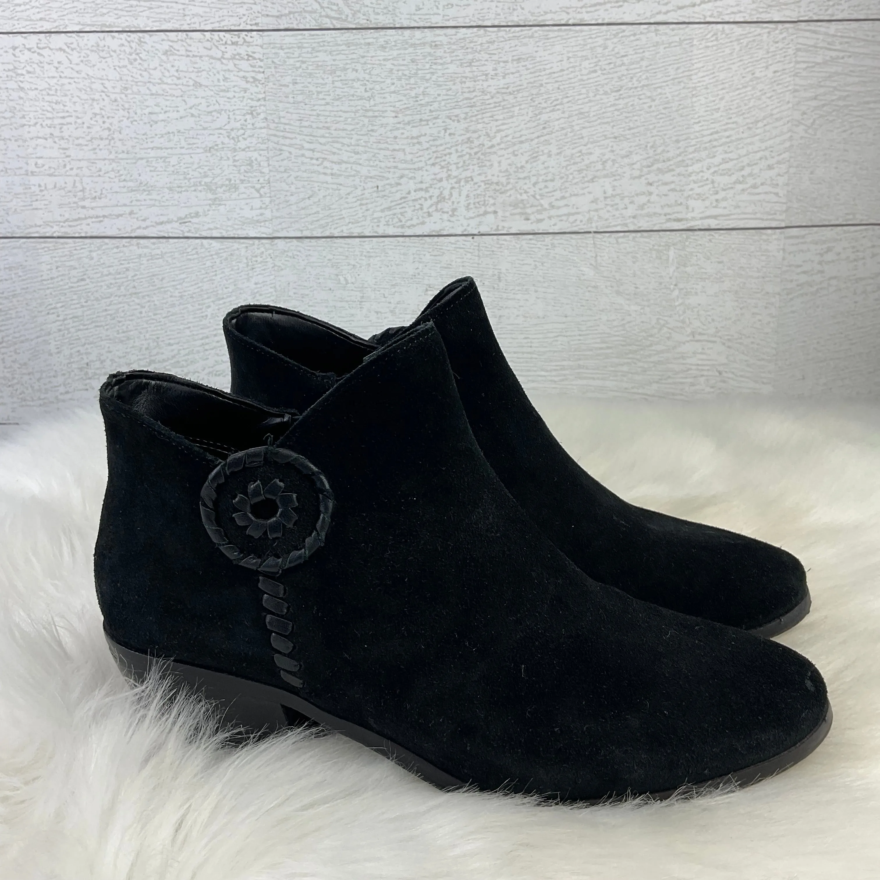 Boots Designer By Jack Rogers  Size: 6