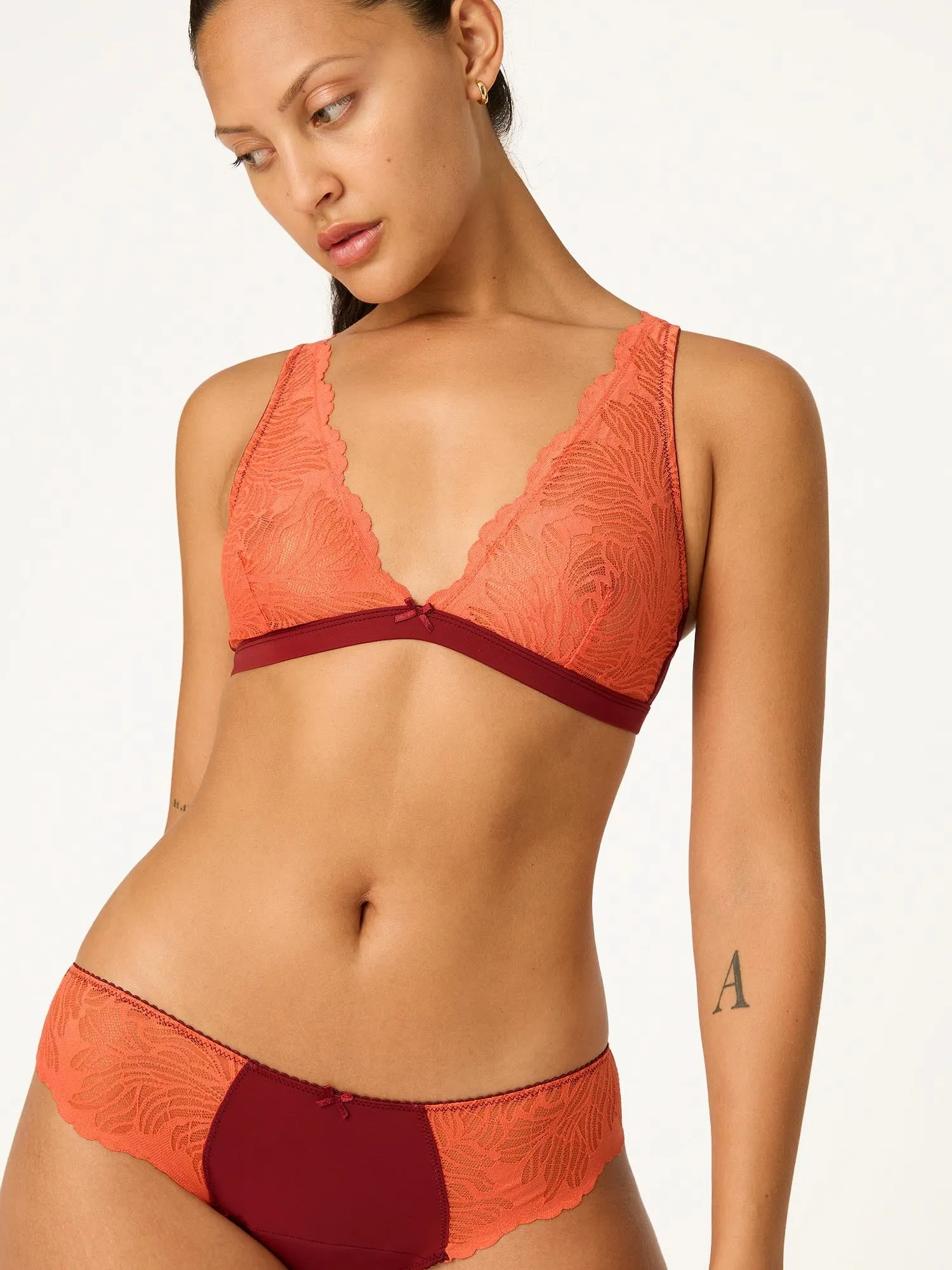 Camille Thong Light-Moderate Bordeaux Red