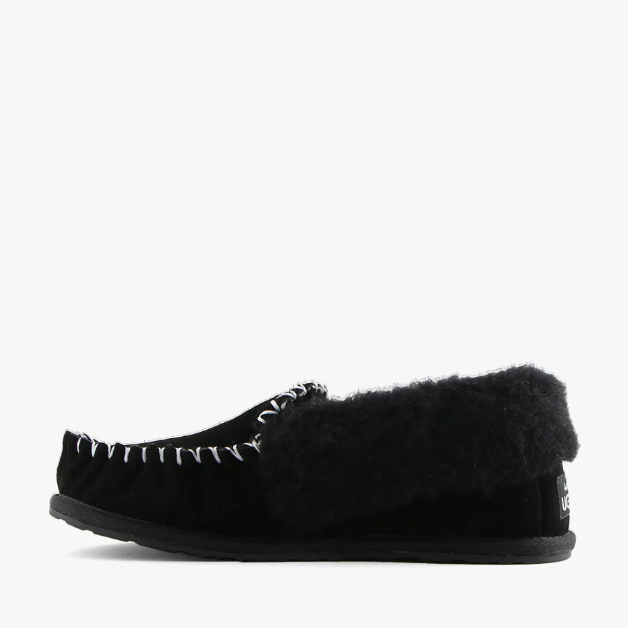 CHUMS BLACK MOCC