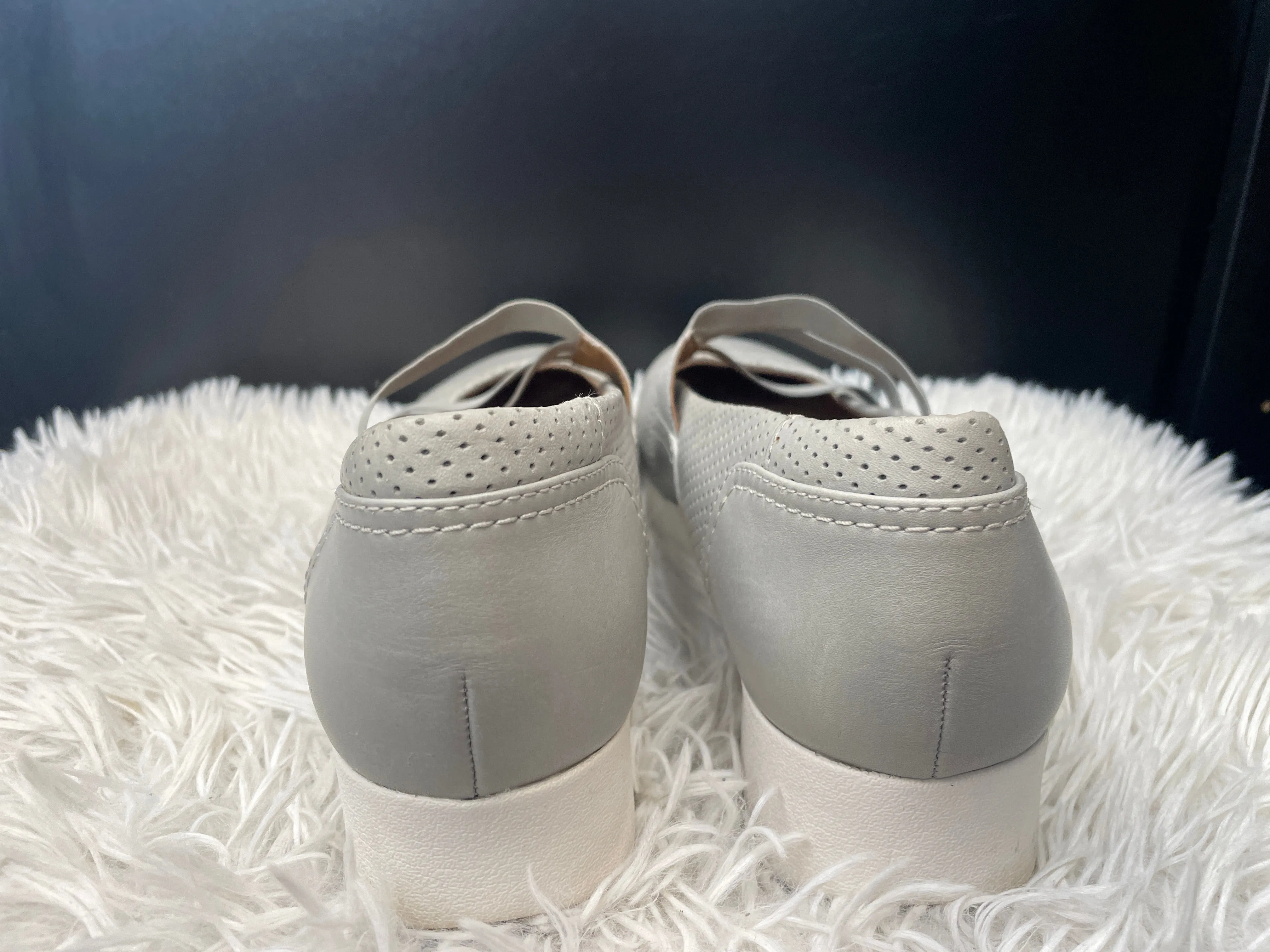 Grey Shoes Flats Mule And Slide Clarks, Size 11