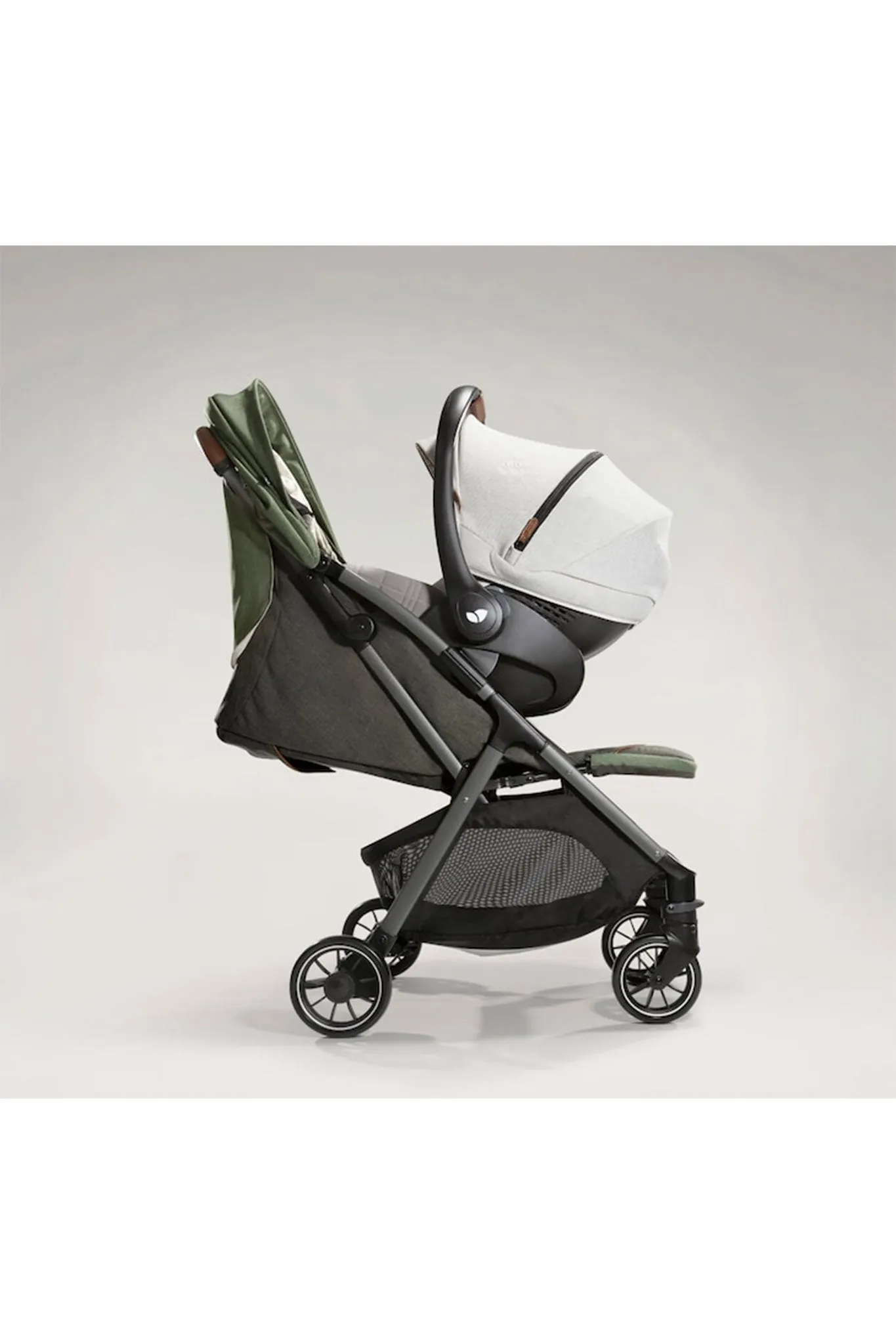 Joie Signature Parcel Stroller