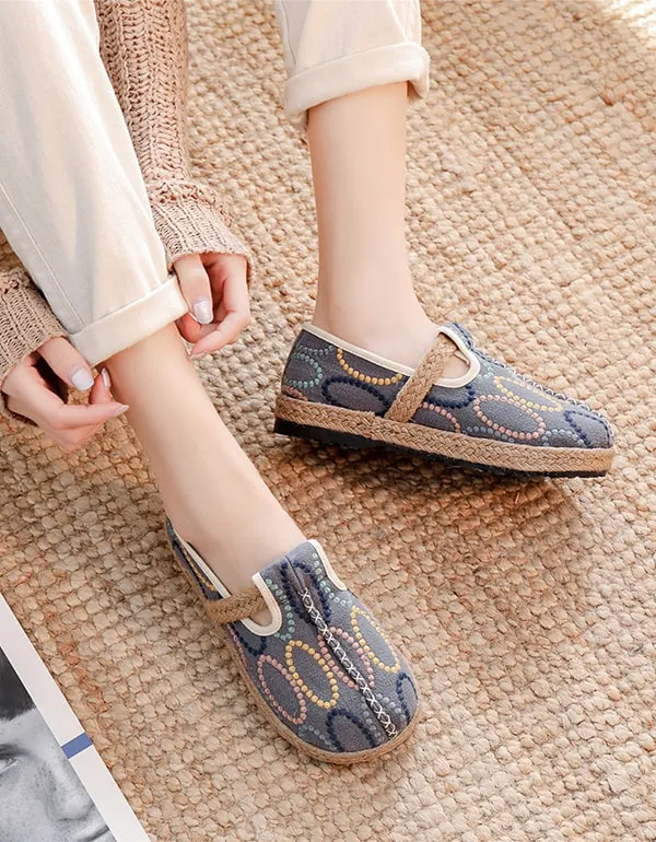 Women's Round Head Handmade Embroidery Shoes