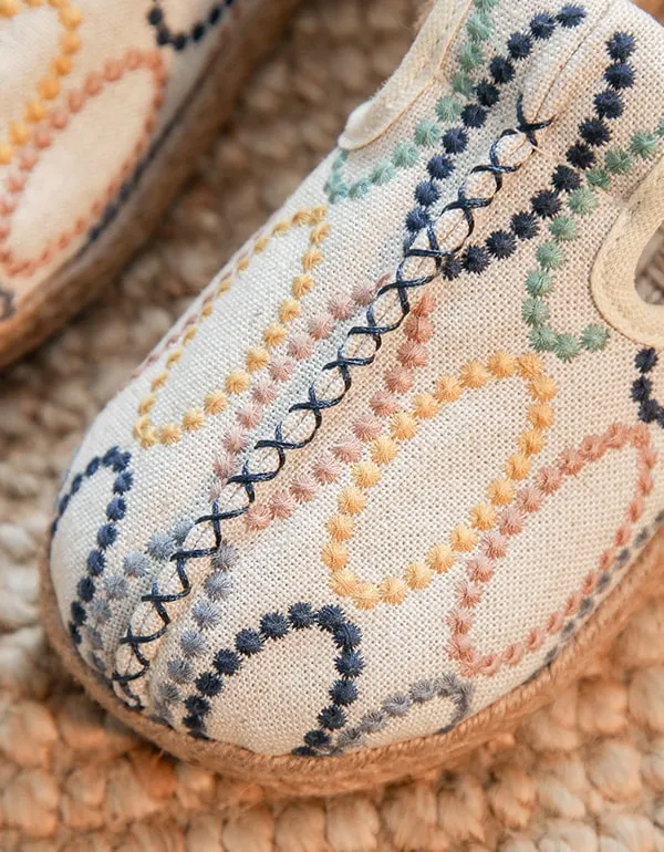 Women's Round Head Handmade Embroidery Shoes